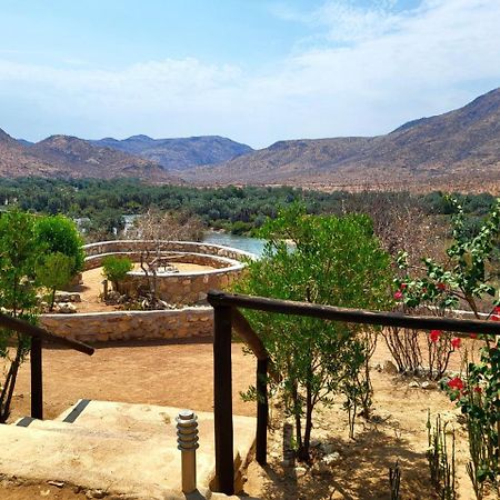 Kapika Waterfall Lodge Epupa Ngoại thất bức ảnh