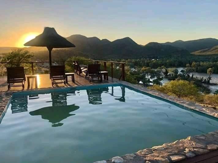 Kapika Waterfall Lodge Epupa Ngoại thất bức ảnh
