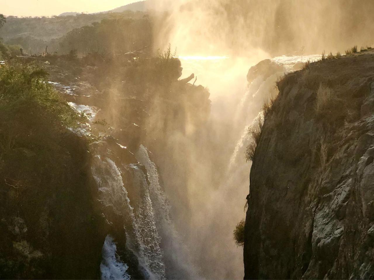 Kapika Waterfall Lodge Epupa Ngoại thất bức ảnh